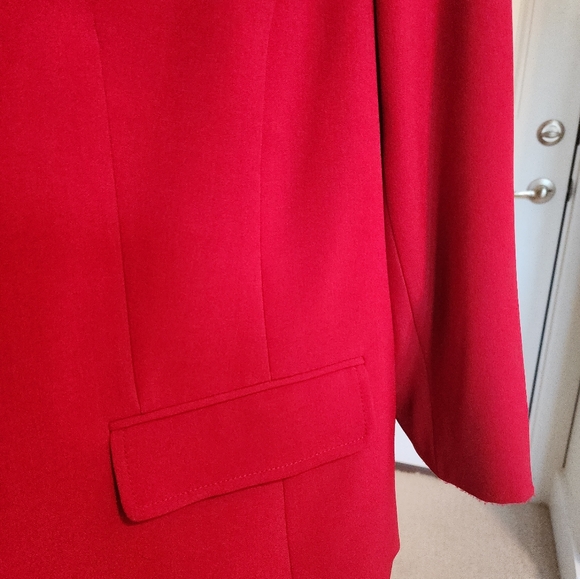 Red fully lined red blazer - Picture 6 of 8